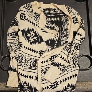 Signature Black and Cream Knit Sweater